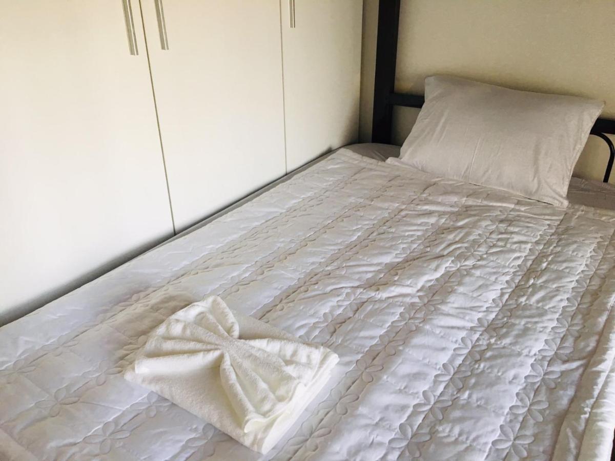 Gold Bee Dormitary Service Apartment Hô Chi Minh-Ville Extérieur photo